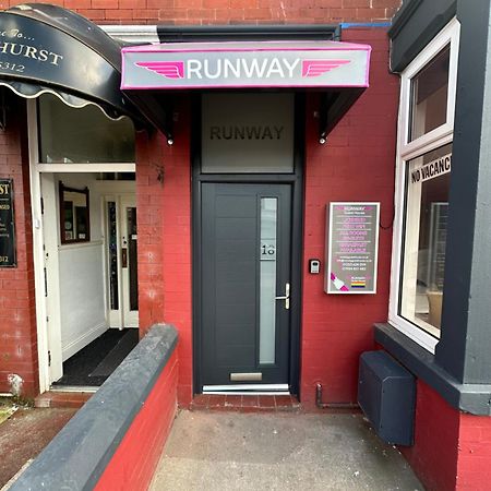 B&B Runway Blackpool - Minutes From Winter Gardens - Dog Friendly - Exceptionally Quiet - Very Close H&A Social Club (Adults Only) Exterior foto